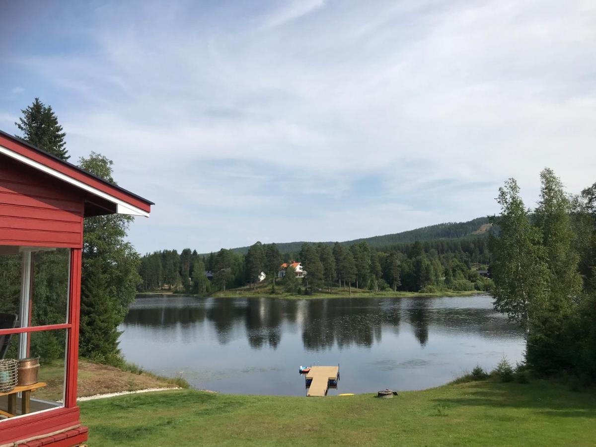Mysigt Och Annex Med Eget Sjöläge! *